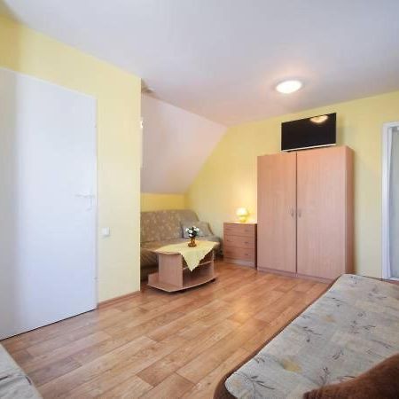 Apartament Żółty domek Dźwirzyno Zewnętrze zdjęcie